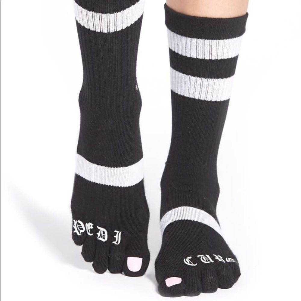 NWT Stance X Rihanna toe socks 🔥🔥🔥🔥
